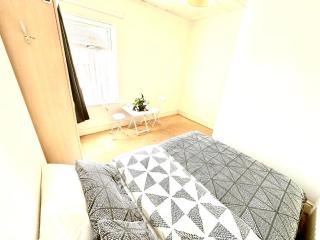 Cozy Corner Stoke - Stoke on Trent - 9