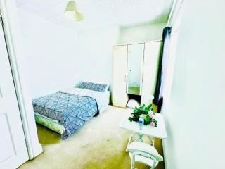 Cozy Corner Stoke - Stoke on Trent - 8