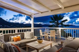 Fresh Summer Villa with Superb View of the Hills - Quartier de Lorient - 5