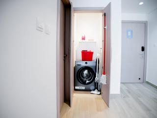 One Bedroom Home Including Yas Theme Park Tickets - Abu Dhabi - 2