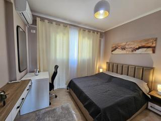 Marina Luxe Stay - Vlora - 8
