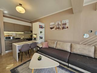 Marina Luxe Stay - Vlora - 7
