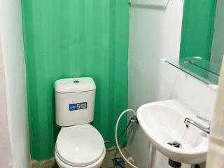 RedDoorz Syariah at Budget Guesthouse Sepaku - 3