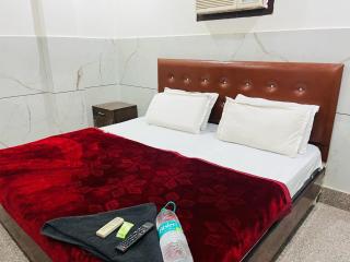 Hotel Royal Haveli - Ghaziabad - - 4