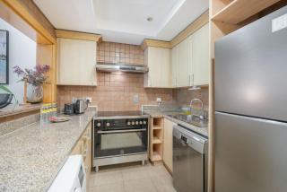 StayShort - 2 Bed in Palm Jumeirah Sleeps 4 with Beach Access - 5