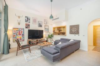 Free housekeeping visits during your stay - StayShort - 2 Bed in Palm Jumeirah Sleeps 4 with Beach Access - 3