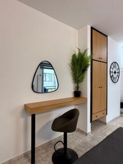 Central Single Room 2nd Floor - 1