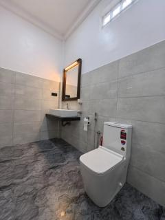 Finest Retreat Tangalle - Cozy Villa & Pool, Beach Nearby - 4