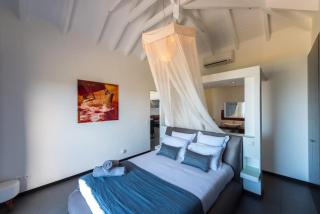 Refreshing Villa Atop the Hills of Lorient - Gustavia - 1