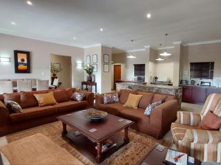 Rawlingsons Country House - 3