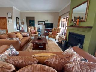 Rawlingsons Country House - 2