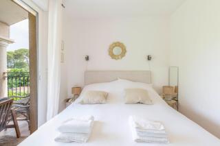 Exceptional 1-Bedroom Apartment 300m from Garoupe Beach Cap d’Antibes - Antibes - 3