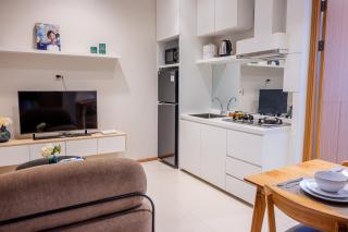 Samara Suite 26 One Bed Room Homey Apartment - Jakarta - 1