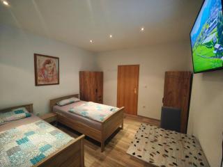 Citywohnung Merseburg - Geräumige Unterkunft ideal für Arbeit & Freizeit - Merseburgo - 8
