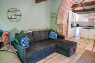 Beckside Cottage, Netherby, near Carlisle - 9