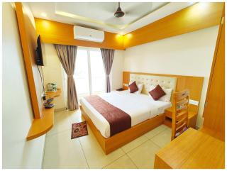 HOTEL SHREE GAJANANA PURI Near Jagananath Temple & Puri Beach #Fully Air Conditioning #Restaurant #Free Wi-Fi #Parking #Room Service #Best Hotel In Puri - Puri - 1