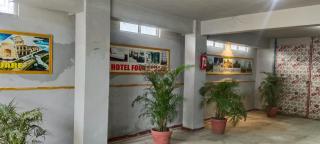 Hotel Four Square - 6