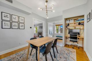 Steps to the Lakefront! This Uptown Beauty is Everything You Need for a Perfect Chicago Getaway condo - Chicago - 8