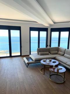 Penthouse - Kravlja - 0