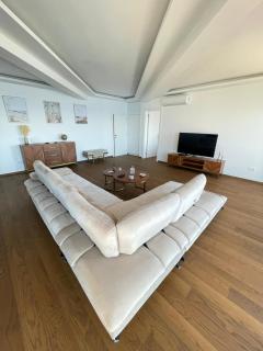 Penthouse - Kravlja - 2