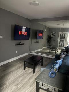 4 bedroom apartment by Ewr Airport - Newark - 0