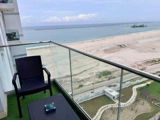 Magnificent Sea-View 2-Bedroom Apartment - Mama - 9