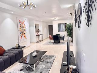 Magnificent Sea-View 2-Bedroom Apartment - Mama - 5