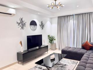 Magnificent Sea-View 2-Bedroom Apartment - Mama - 0