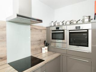 Stylish Retreat in Mousehole with Sea Views - Mousehole - 4