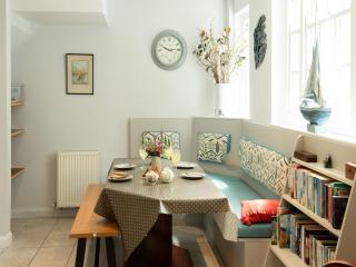 Stylish Retreat in Mousehole with Sea Views - Mousehole - 7