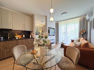 Deluxe Domaniewska Studio Apartment with AC by Renters Prestige - Varsovie - 9