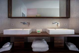 Refreshing Villa Amidst a Breathtaking Nature - 6