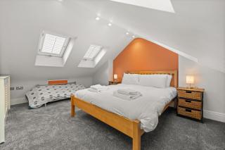 Reading Station - Modern Home with its own Garden Sleeps 6 - Reading - 2