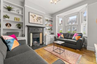 Reading Station - Modern Home with its own Garden Sleeps 6 - Reading - 9
