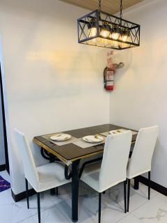 Cozy Aesthetic 2BR 3 storey Home with Rooftop - San Mateo - 9