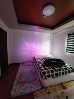 Cozy Aesthetic 2BR 3 storey Home with Rooftop - San Mateo - 7
