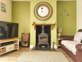 Snowdrop Cottage dog friendly and 2 minutes to Winterton Beach - Winterton-on-Sea - 1