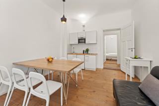 Mooeve Friedrichs Big with Balcony - Berlim - 9