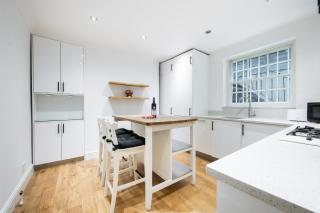 Cozy Two-Bedroom Flat in Camden - London - 4