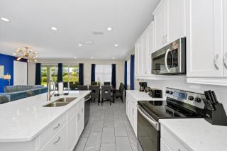 Alluring Home Near Disney With Themed, Media And Game Room With Waterpark Resort Access At Encore Resorts Reunion - 232Au - Kissimmee - 6