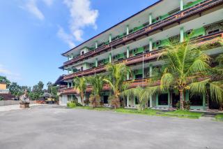 Collection O Bali near Terminal Ubung formerly Batukaru Garden Hotel - Kesiman - 7