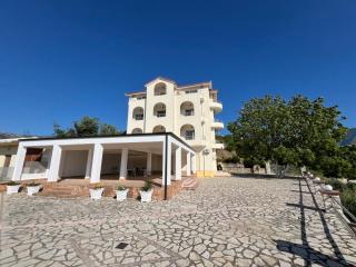 Kings Castle Sea View Apartments Studio- 1 bedroom- 2 bedroom - Orikum - 3