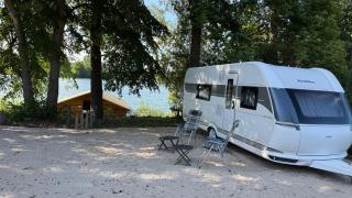 Wohnwagen direkt am See auf privatem Grundstück - Feldberg - 0