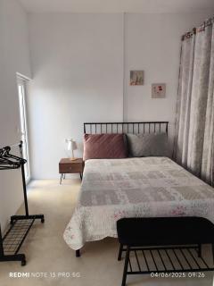 BRIGHT STUDIO GROUND FLOOR cENTRAL 50 SQM WITH COURTYARD - Khóra - 7