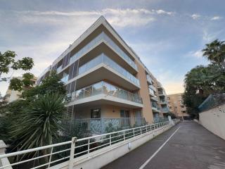 T3 Neuf-Plage 3mn parking privé - Antibes - 0