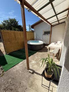 Juicy Apartments with Jacuzzi & Private Garden - Szentendre - 6