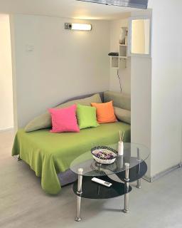 Small & Cute Downtown Apartment with parking - Saraievo - 1
