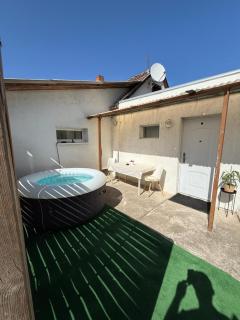Juicy Apartments with Jacuzzi & Private Garden - Szentendre - 7