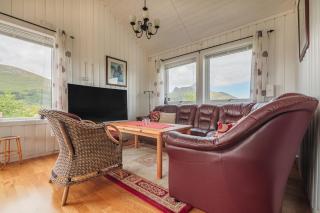 Private cabin by the sea, Lofoten - 5