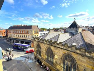 Central York Flat with Views - York - 0